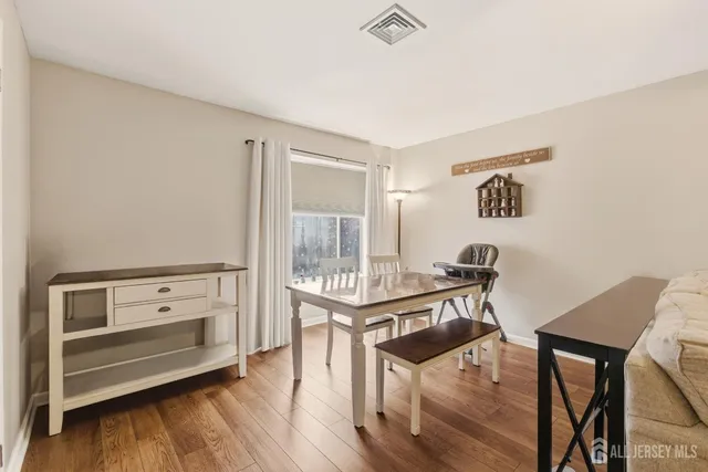 $265,000 | 8 Nicholas Court, Spotswood, NJ 08884