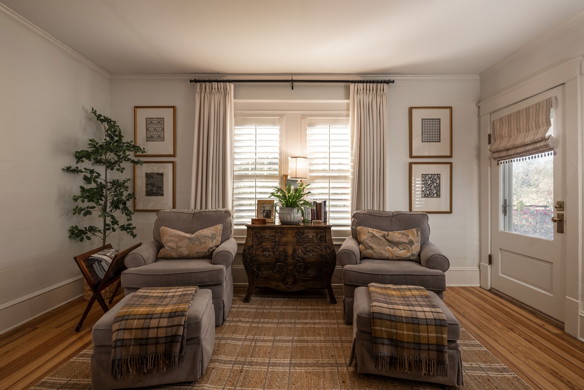6537 Arno-College Grove Road College Grove, TN 37046 - Photo 35 of 75 a living room with furniture and a window