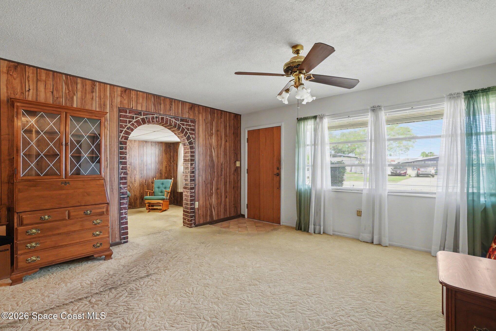 2169 Laden Road Melbourne, FL 32935 - Photo 4 of 15 004_file_6063