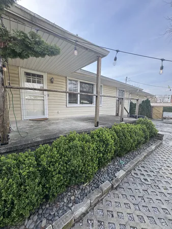 $2,800 | 1713 Heiman Street, Nashville, TN 37208