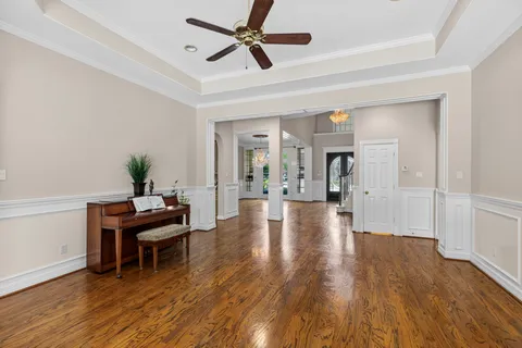 $680,000 | 18310 Pamela Way, Spring, TX 77379