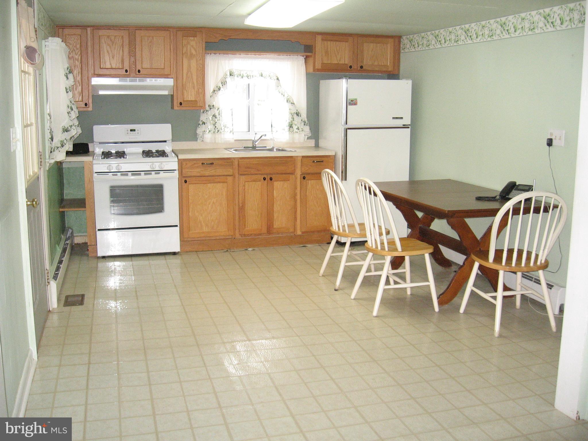 2562 Virginia Line Road Berkeley Springs, WV 25411 - Photo 23 of 45 kitchen