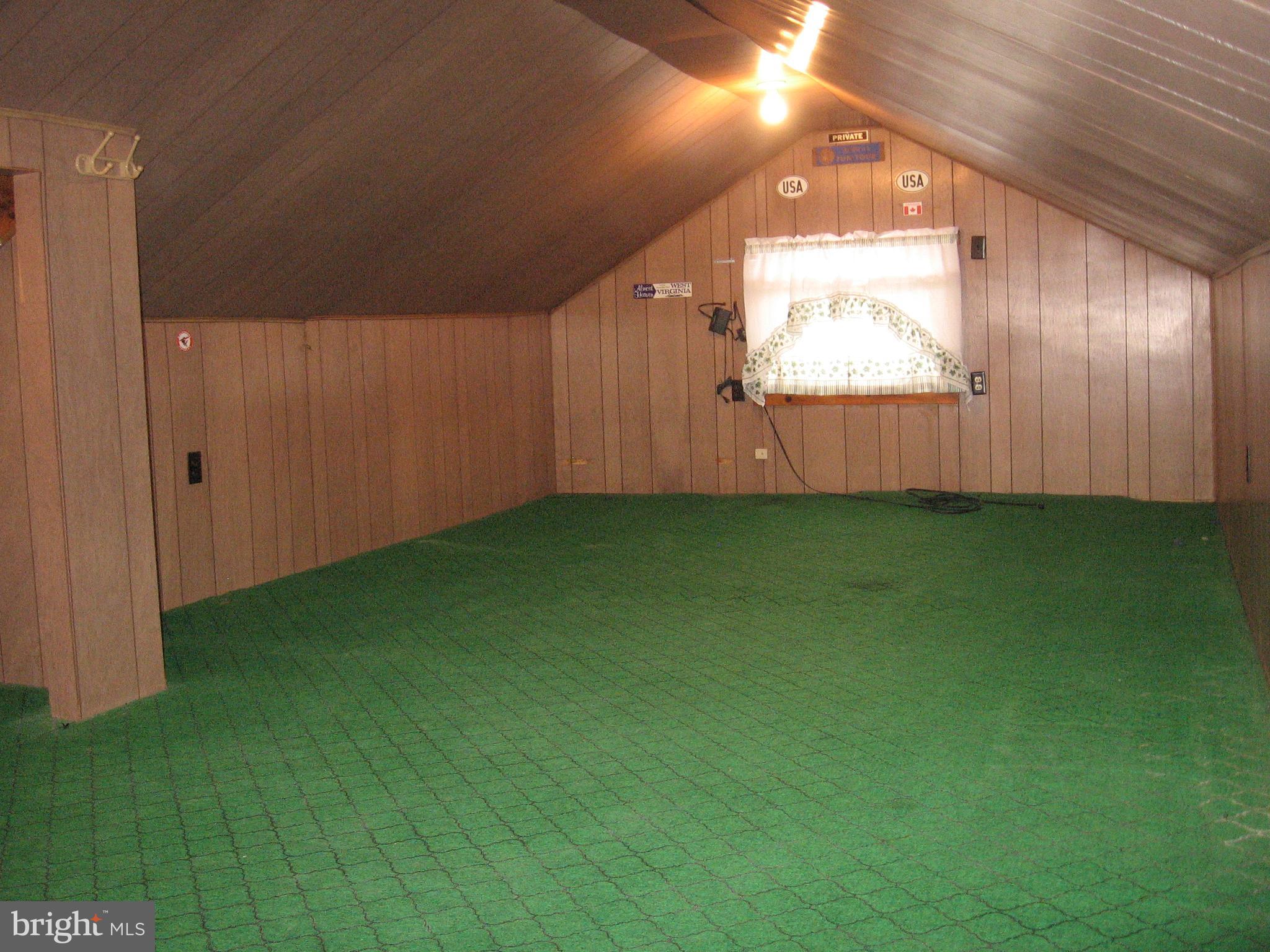 2562 Virginia Line Road Berkeley Springs, WV 25411 - Photo 41 of 45 attic