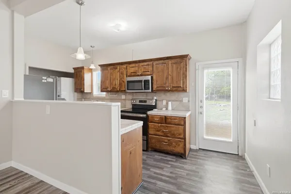 $1,595 | 9140 Sailfish Drive, Boerne, TX 78006