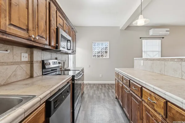 $1,595 | 9140 Sailfish Drive, Boerne, TX 78006