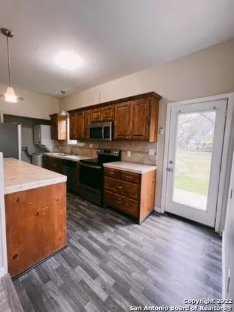 $1,595 | 9140 Sailfish Drive, Boerne, TX 78006