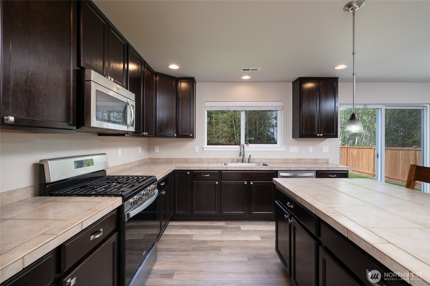 5547 Timber Ridge Drive Mount Vernon, WA 98273 - Photo 11 of 38