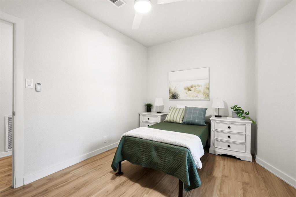 537 East Sears Street Denison, TX 75021 - Photo 13 of 29