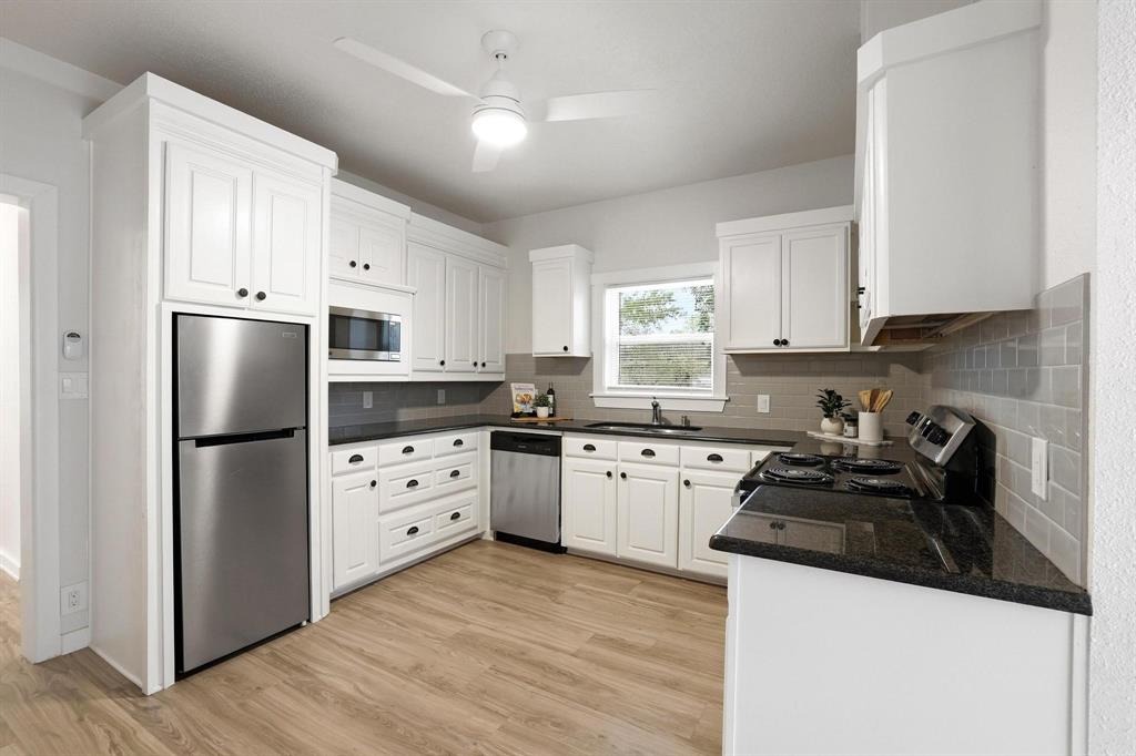 537 East Sears Street Denison, TX 75021 - Photo 23 of 29