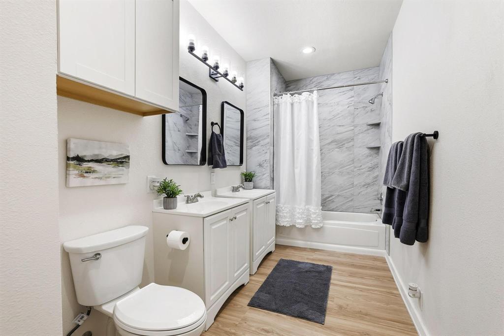 537 East Sears Street Denison, TX 75021 - Photo 10 of 29