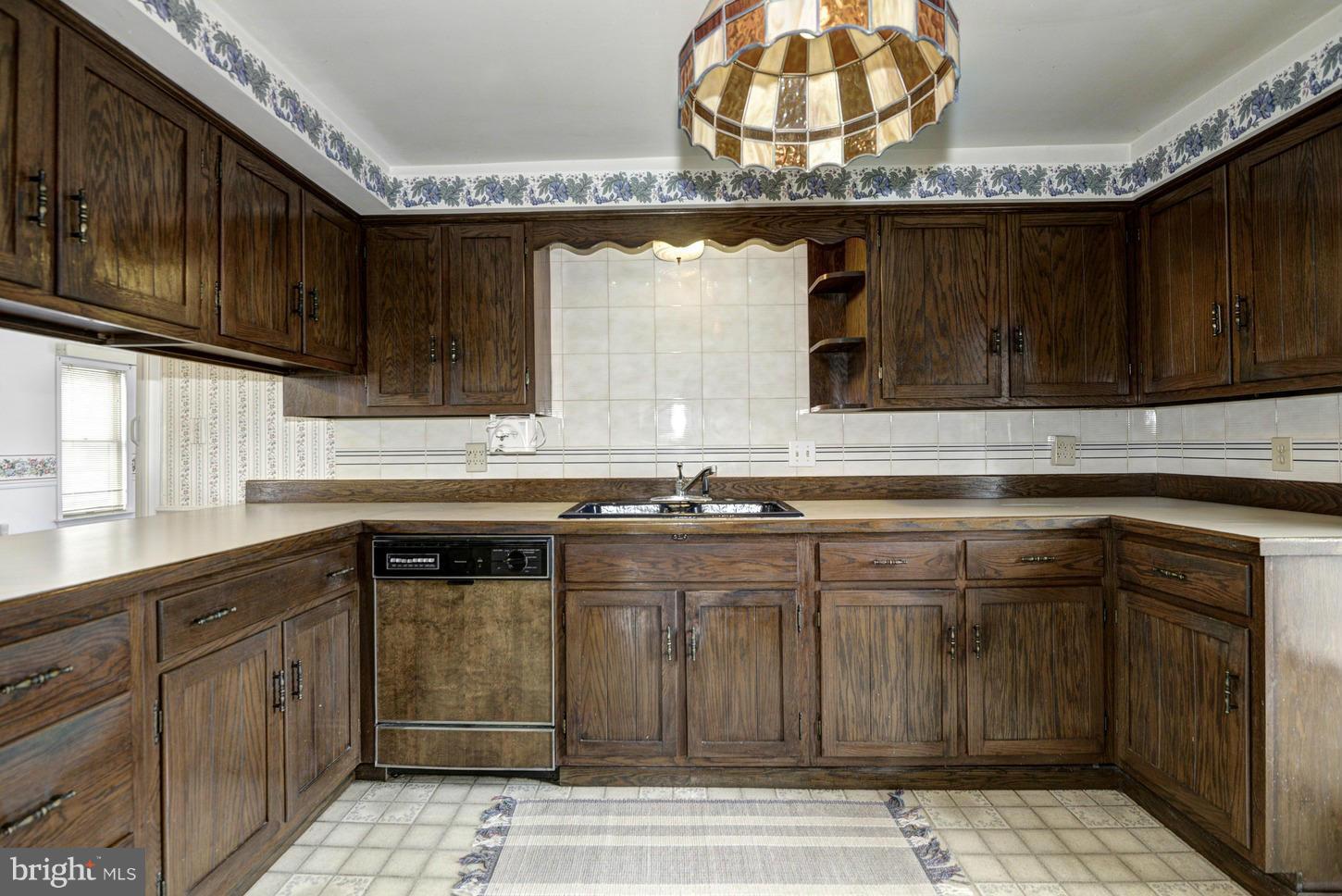 5215 Grandview Road Hanover, PA 17331 - Photo 7 of 30 Kitchen
