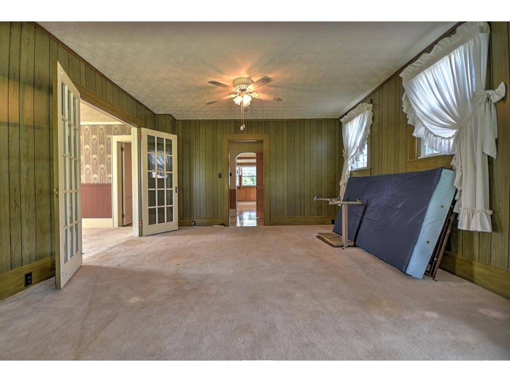 4300 Ridge Road Kingsport, TN 37660 - Photo 13 of 32 Photo 13