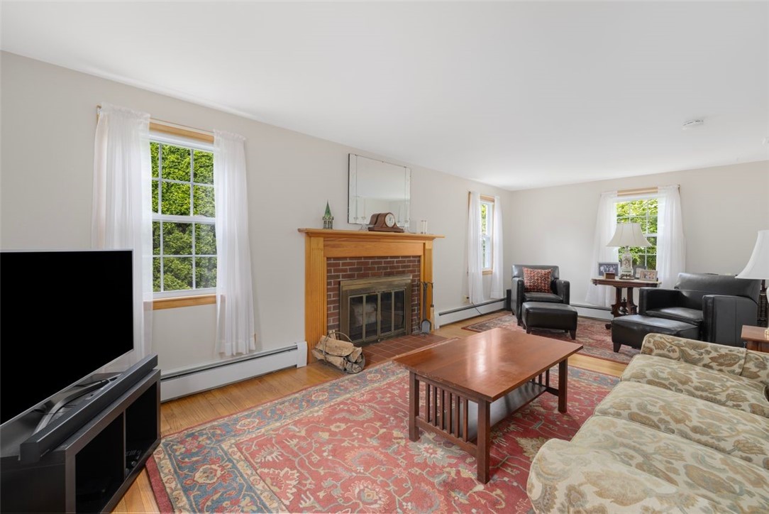 125 Grand View Road East Greenwich, RI 02818 - Photo 18 of 45 Gallery Image 18