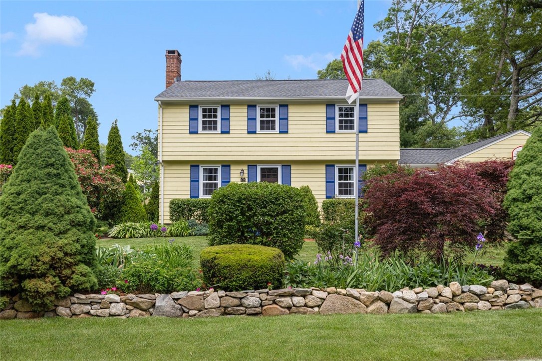 125 Grand View Road East Greenwich, RI 02818 - Photo 3 of 45 Gallery Image 3
