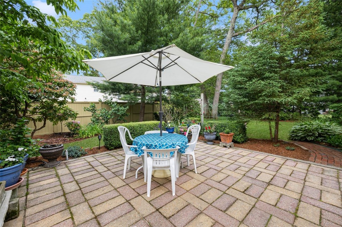 125 Grand View Road East Greenwich, RI 02818 - Photo 37 of 45 Gallery Image 37