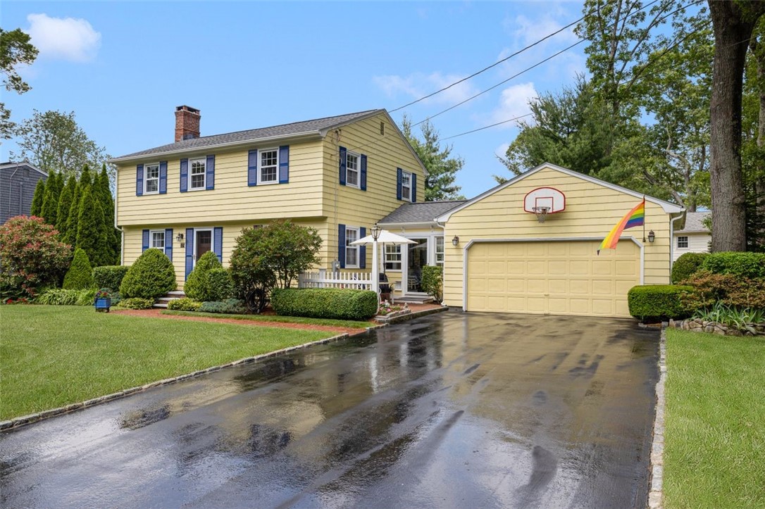 125 Grand View Road East Greenwich, RI 02818 - Photo 5 of 45 Gallery Image 5
