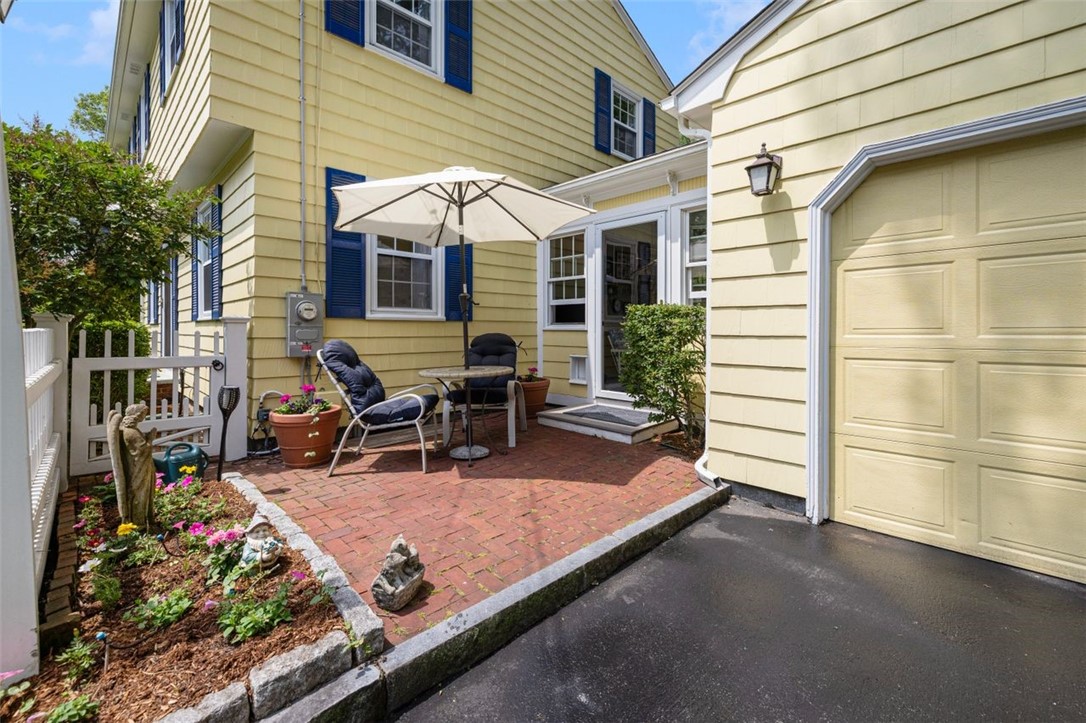 125 Grand View Road East Greenwich, RI 02818 - Photo 8 of 45 Gallery Image 8