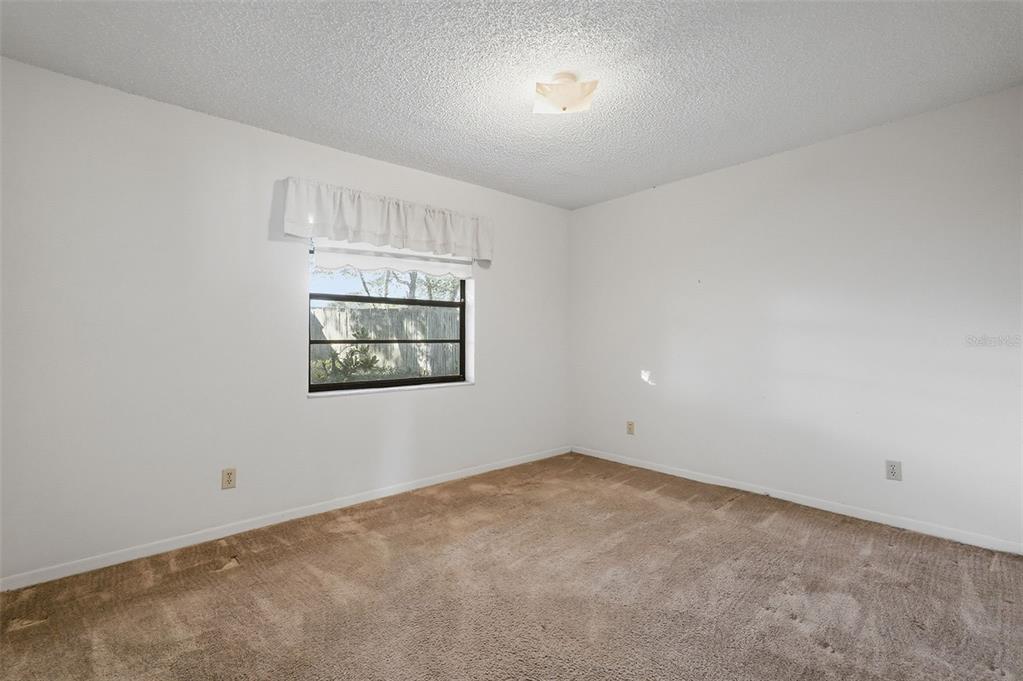 3431 Deerfield Lane Clearwater, FL 33761 - Photo 18 of 27