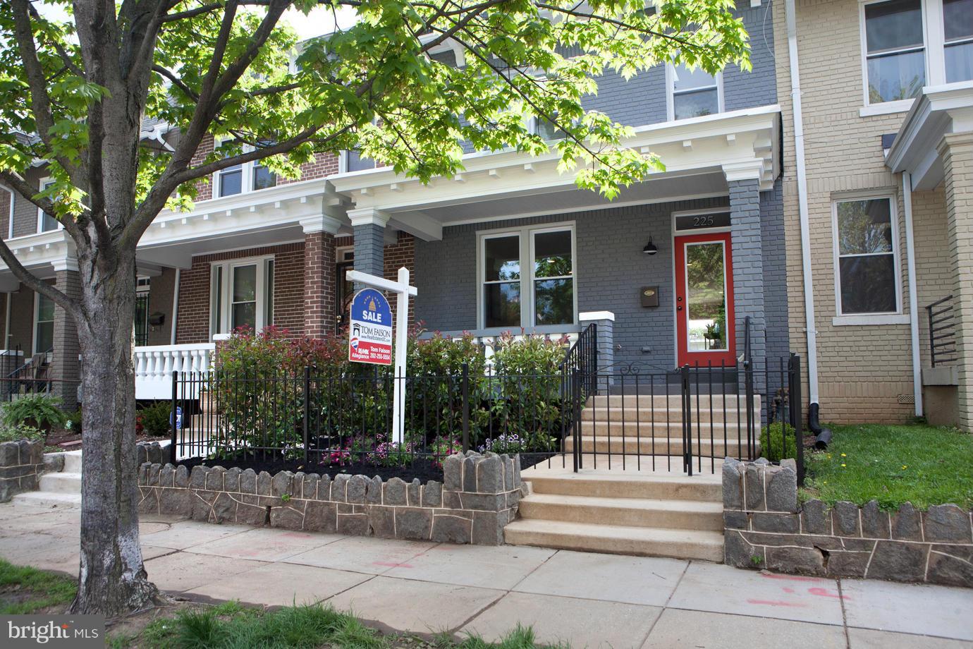 225 18th Street Southeast Washington, DC 20003 - Photo 1 of 30 Exterior (Front)
