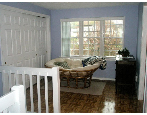 706 A Ridgefield Circle, Unit A Clinton, MA 01510 - Photo 7 of 9 Gallery Image 7