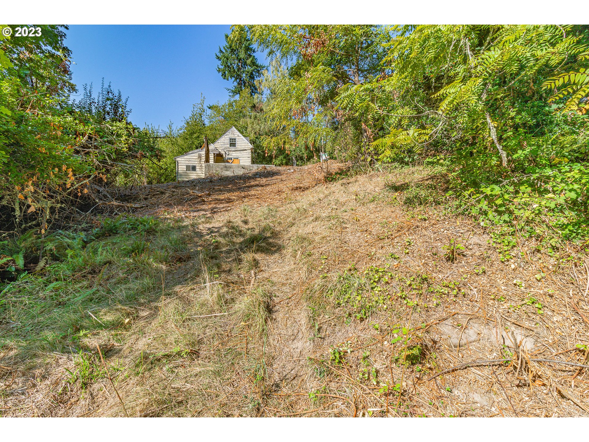 6920 Northwest Thompson Road Portland, OR 97229 - Photo 14 of 18 Gallery Image 14