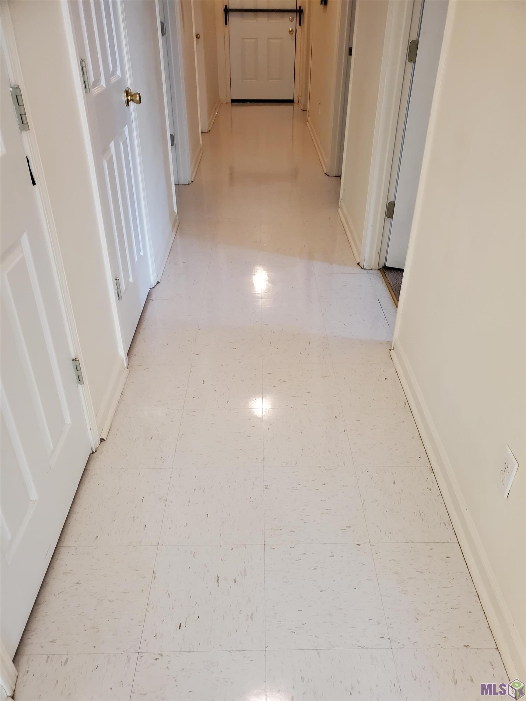 9236 Chinn Street Baton Rouge, LA 70807 - Photo 4 of 15 Gallery Image 4