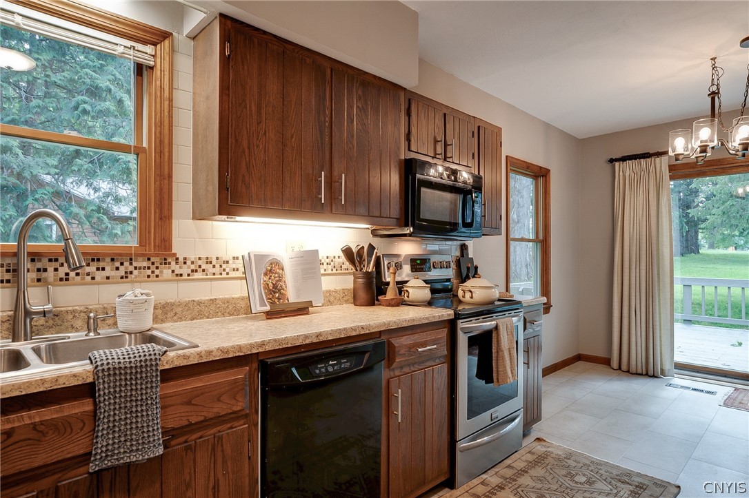 4475 Pompey Center Road Manlius, NY 13104 - Photo 20 of 50