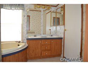 970 Sugar Cove Road Clyde, NC 28721 - Photo 6 of 21