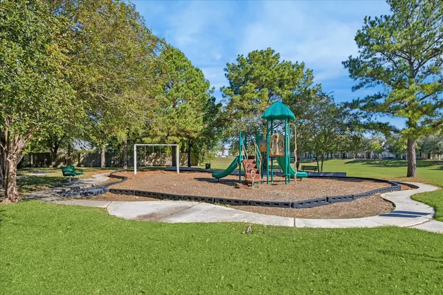 $230,000 | 9738 Farrell Drive, Houston, TX 77070