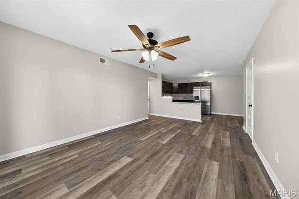 $79,900 | 5766 Westphalia Lane, Unit B, St. Louis, MO 63129