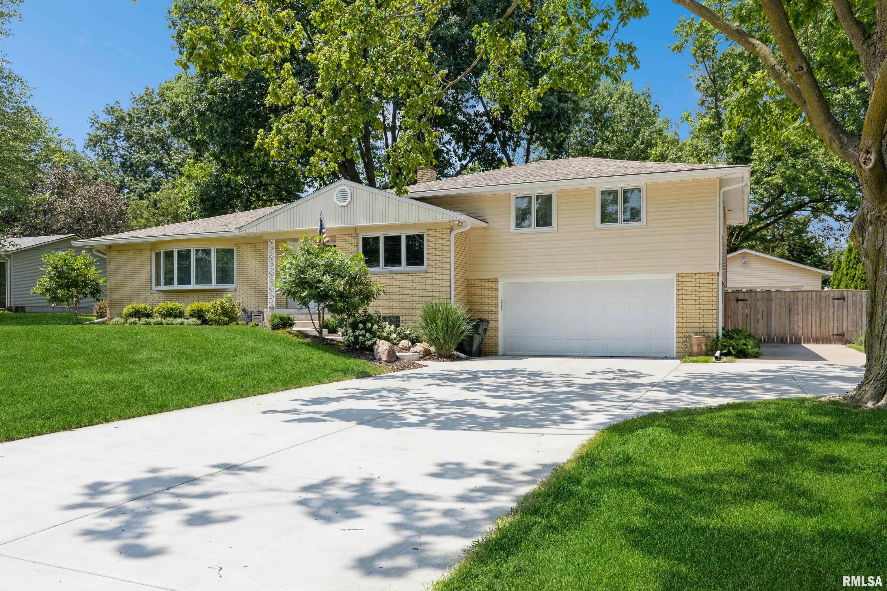 2636 Jersey Ridge Road Davenport, IA 52803 - Photo 3 of 39 Gallery Image 3
