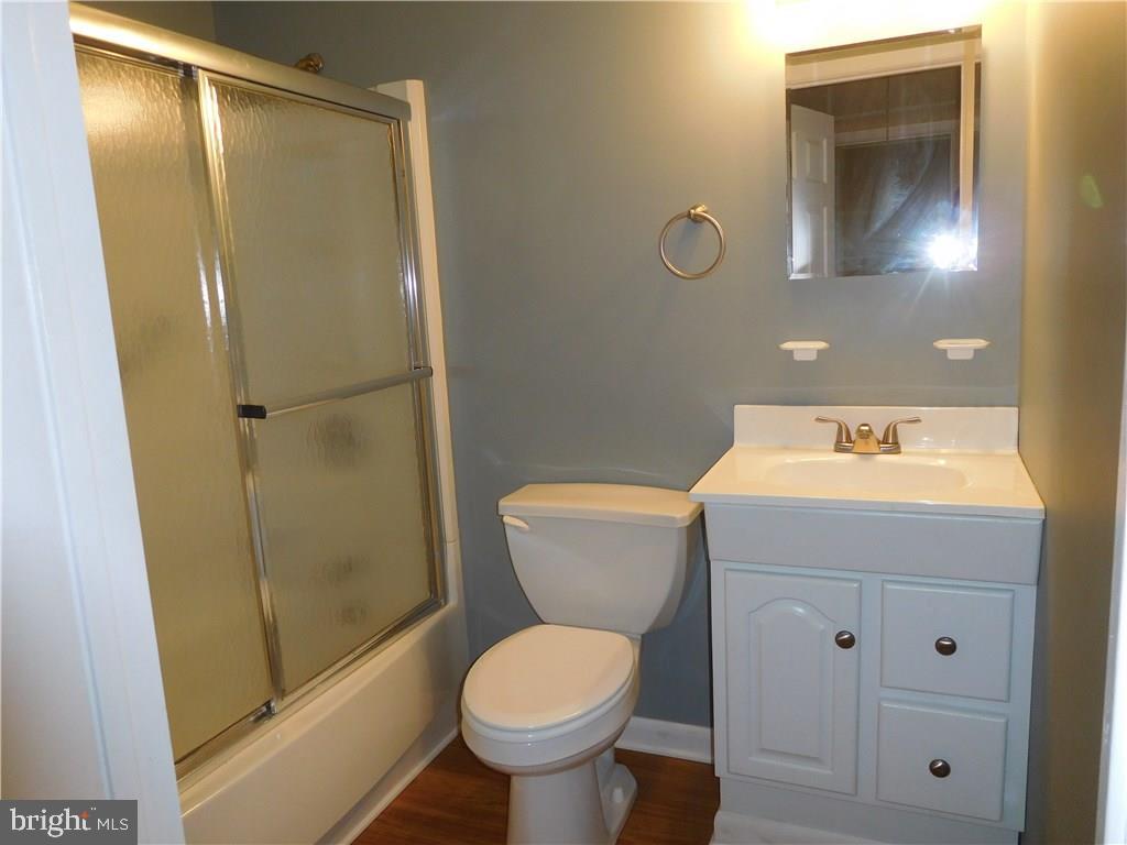 6 A Walnut Road, Unit 7 Manahawkin, NJ 08050 - Photo 9 of 11
