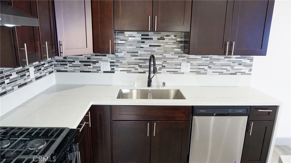 10067 Arleta Avenue Arleta, CA 91331 - Photo 14 of 60