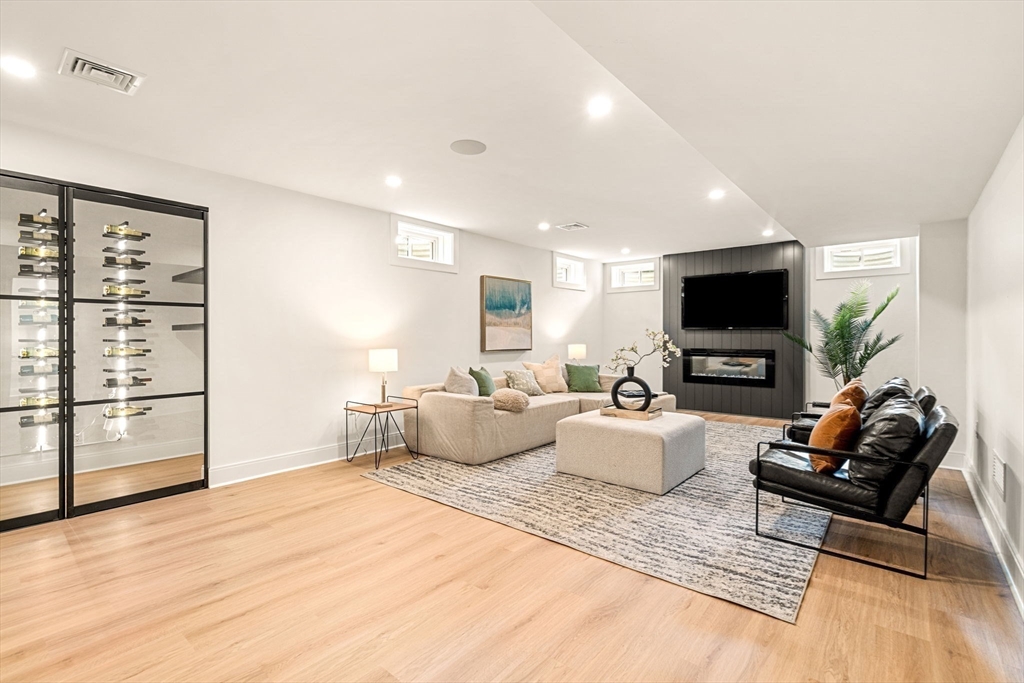 2 Stephanie Street Burlington, MA 01803 - Photo 36 of 42
