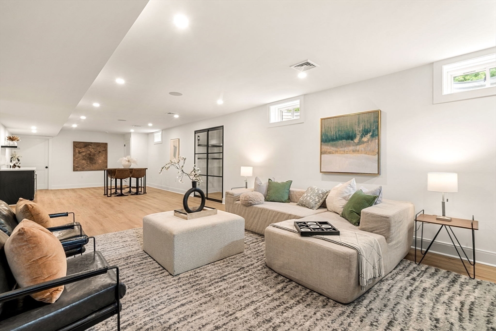 2 Stephanie Street Burlington, MA 01803 - Photo 37 of 42