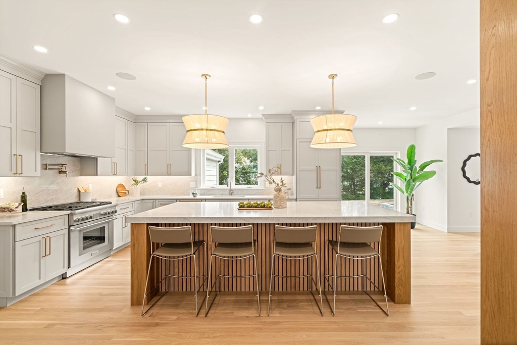 2 Stephanie Street Burlington, MA 01803 - Photo 8 of 42