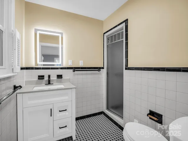 $575,000 | 1618 Kensington Road, Hendersonville, NC 28791