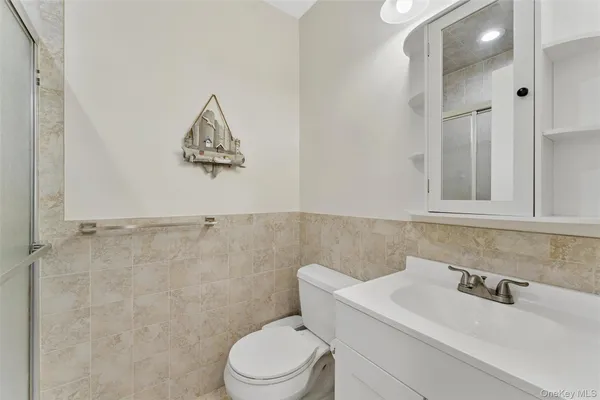 $1,775,000 | 890 South Long Beach Avenue, Freeport, NY 11520