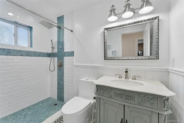 $1,775,000 | 890 South Long Beach Avenue, Freeport, NY 11520