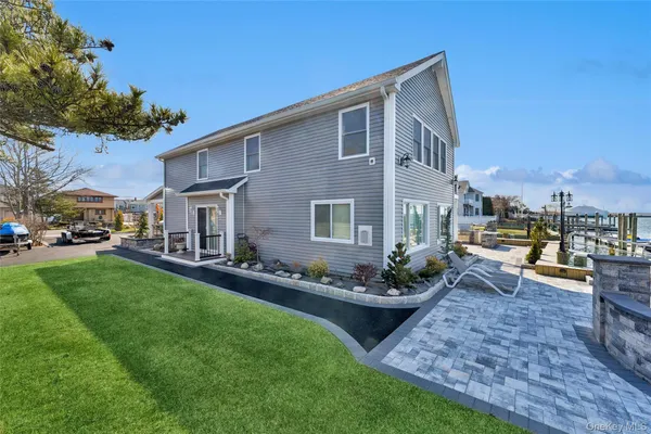 $1,775,000 | 890 South Long Beach Avenue, Freeport, NY 11520