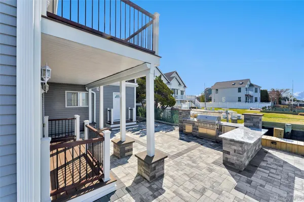 $1,775,000 | 890 South Long Beach Avenue, Freeport, NY 11520