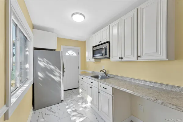 $1,775,000 | 890 South Long Beach Avenue, Freeport, NY 11520