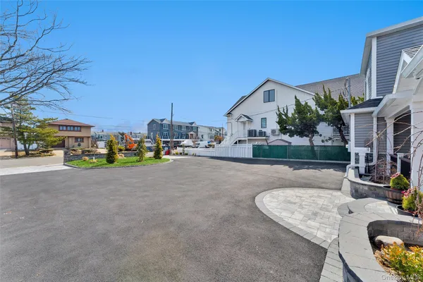 $1,775,000 | 890 South Long Beach Avenue, Freeport, NY 11520