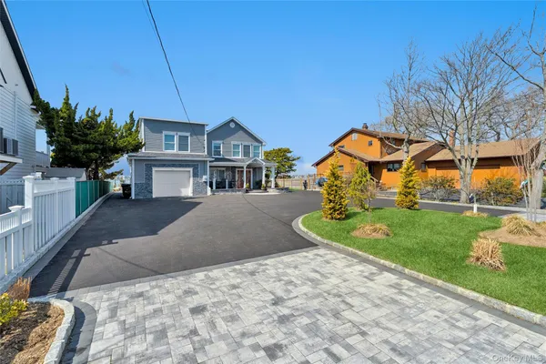$1,775,000 | 890 South Long Beach Avenue, Freeport, NY 11520