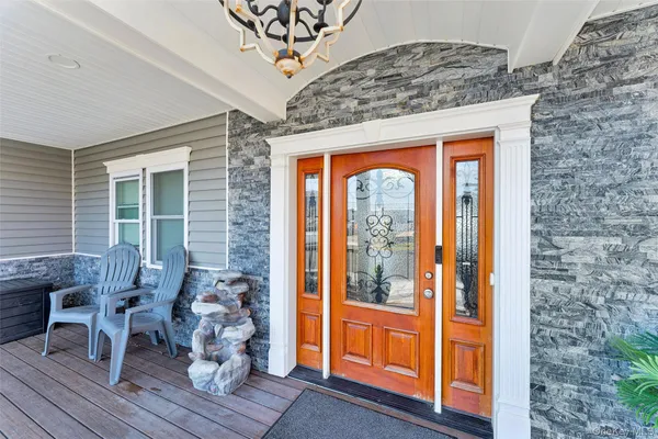 $1,775,000 | 890 South Long Beach Avenue, Freeport, NY 11520