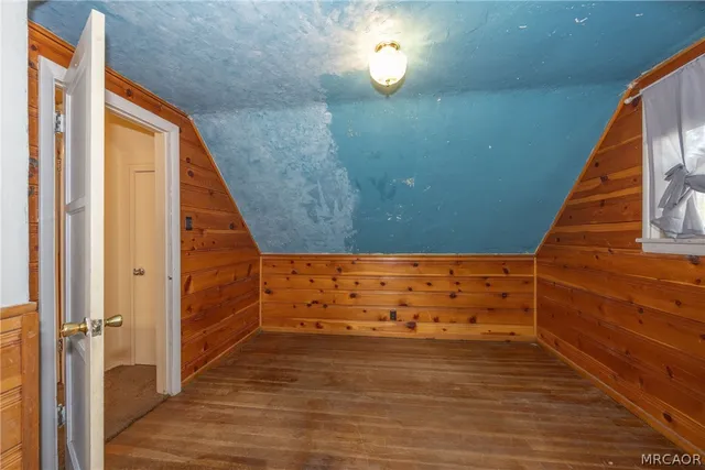 $309,900 | 1070 Comanche Drive, Fawnskin, CA 92333