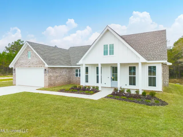 $394,900 | 64 Clear Lake Road, Perkinston, MS 39573