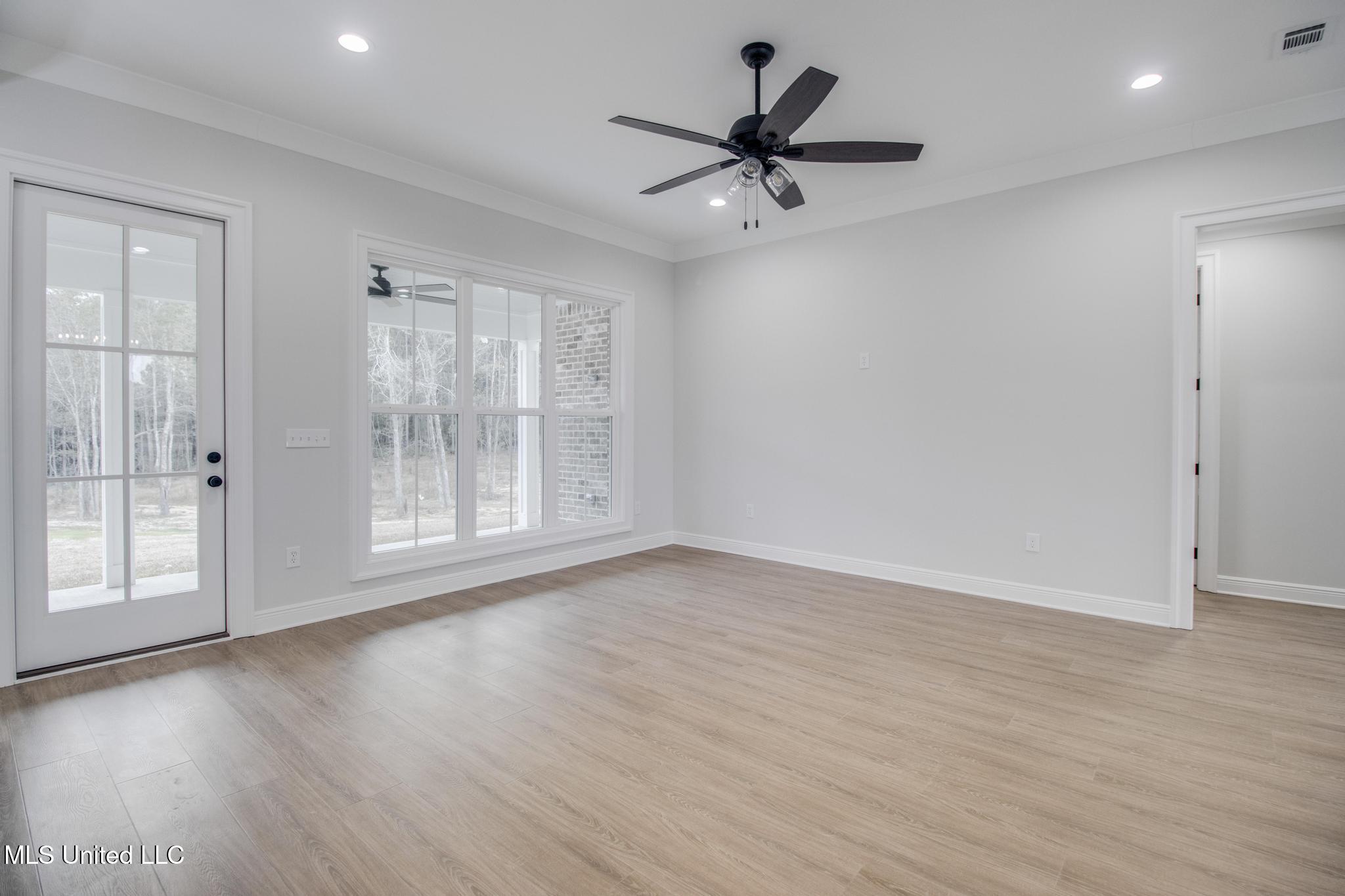 64 Clear Lake Road Perkinston, MS 39573 - Photo 8 of 28 IMG_2356