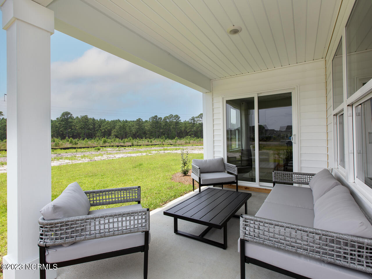 6322 Rye Grass Road, Unit LOT 440 Castle Hayne, NC 28429 - Photo 33 of 54 photos are of similar home shown for illustrative purposes only. Option and colors may differ.