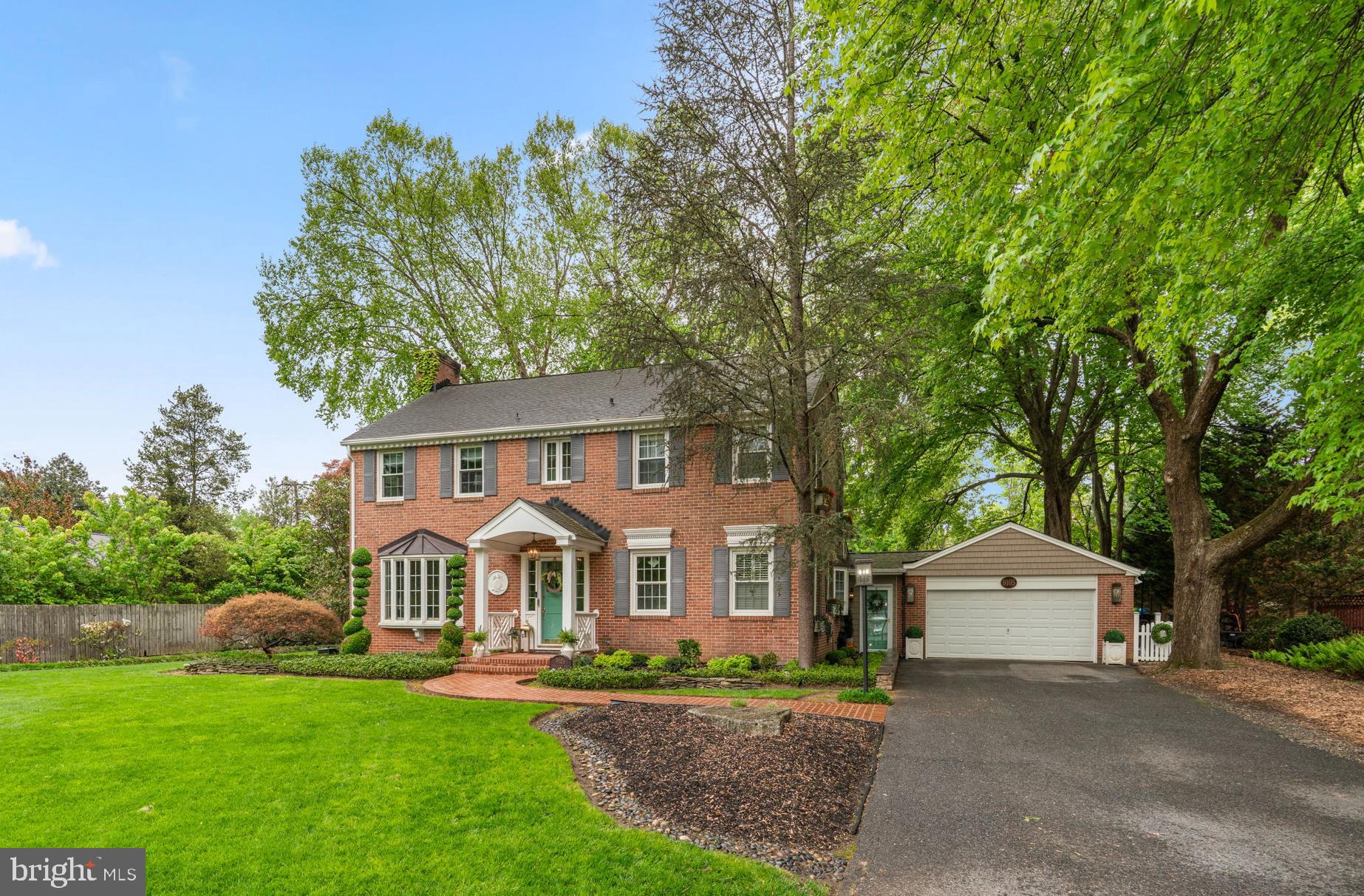 9105 Dunloggin Road Ellicott City, MD 21042 - Photo 2 of 68 Gallery Image 2